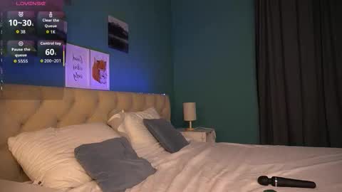 Lisa online show from 03/27/26, 12:05