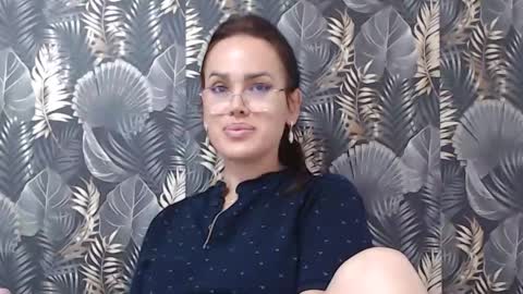 Lisa Grand online show from 09/17/25, 02:19