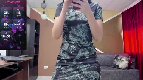 Snapshot of lisagray_1 chatting on 01/15/25, 08:37 Lisa Gray Independent Model online show from 01/15/25, 08:37