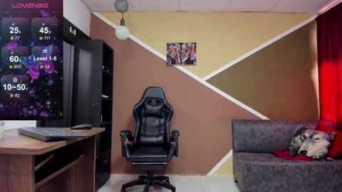 Snapshot of lisagray_1 chatting on 02/10/25, 08:21 Lisa Gray Independent Model online show from 02/10/25, 08:21