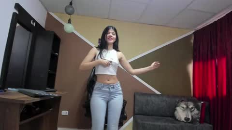 Snapshot of lisagray_1 chatting on 10/02/25, 07:43 Lisa Gray Independent Model online show from 10/02/25, 07:43