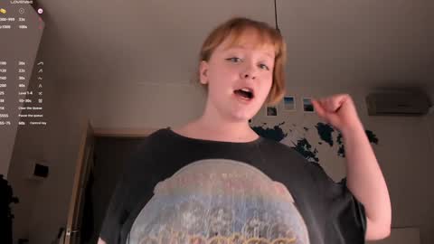 -Lisa- Help me to reach 100 thumbs up3 online show from 12/03/24, 10:18