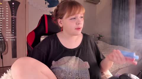 -Lisa- Help me to reach 100 thumbs up3 online show from 12/06/24, 02:17