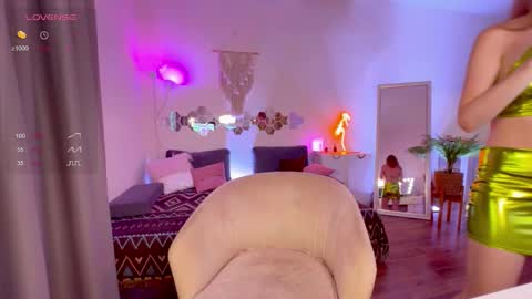 Lisa  online show from 09/09/25, 03:33