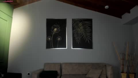 Snapshot of lisamonroe_ chatting on 03/09/25, 11:36 LISA MONROE online show from 03/09/25, 11:36