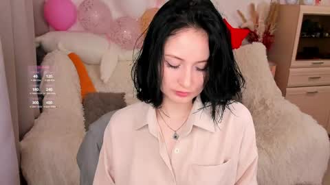 Lisa Moore online show from 04/22/26, 06:53