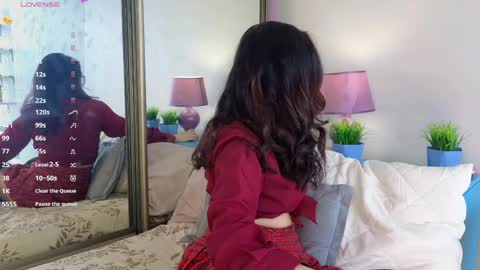 Kira online show from 04/11/26, 05:34