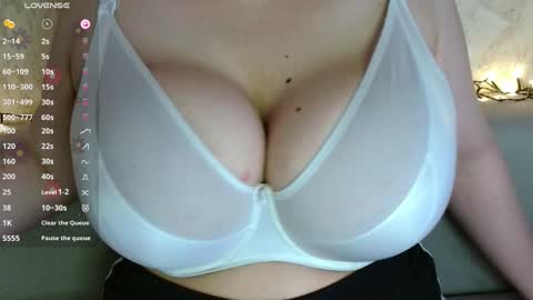 Snapshot of lisatime chatting on 01/30/25, 06:10 Lisa-Time online show from 01/30/25, 06:10