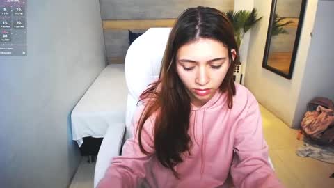 Liseth Fox online show from 12/14/24, 12:44