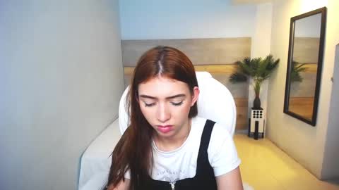 Liseth Fox online show from 01/17/25, 10:56