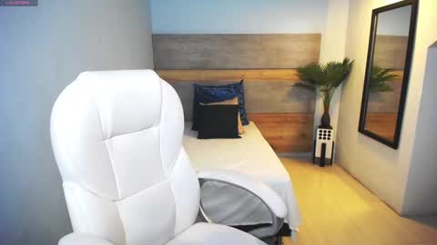 Liseth Fox online show from 02/07/25, 10:52