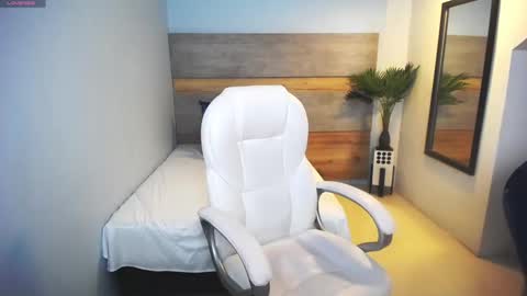 Liseth Fox online show from 02/19/25, 01:40