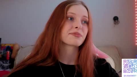 Snapshot of lisiasweet chatting on 05/27/26, 02:25 Lika online show from 05/27/26, 02:25