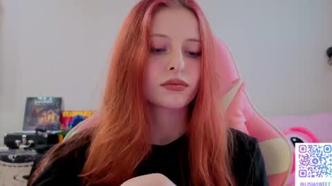 Snapshot of lisiasweet chatting on 07/15/26, 02:11 Lika online show from 07/15/26, 02:11