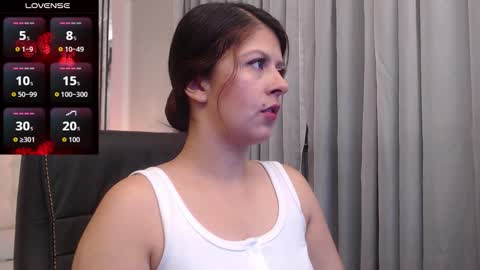 Andrea online show from 12/17/25, 02:06