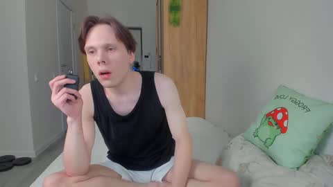 Snapshot of lissa_alfie chatting on 01/07/25, 03:54 Alfie online show from 01/07/25, 03:54