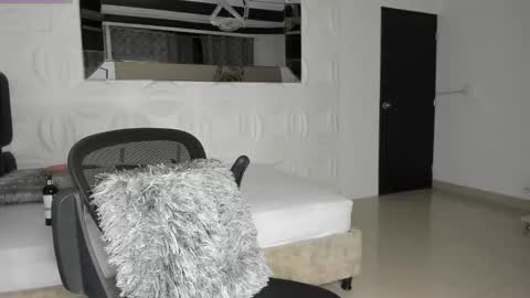 Lissa online show from 11/13/25, 03:38