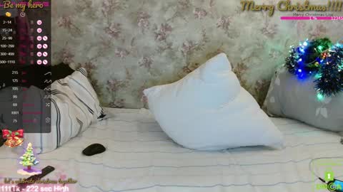 Snapshot of lissa_charmingmilf chatting on 12/25/24, 05:47 I will be online December 1 at 7PM time Moscow online show from 12/25/24, 05:47