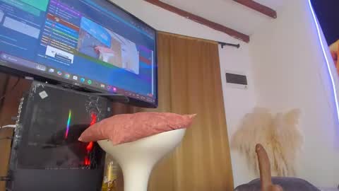 Lissa online show from 12/20/24, 04:20