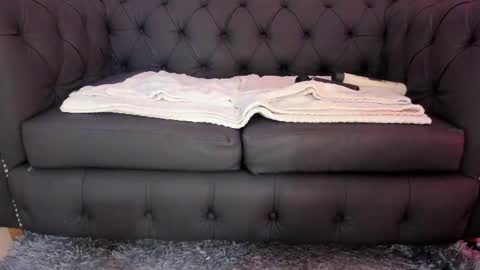 Lissa online show from 11/05/25, 03:06