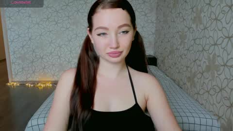 Snapshot of lissa_cristal_ chatting on 06/08/26, 10:04 lissa_cristal_ online show from 06/08/26, 10:04