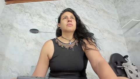 Snapshot of lissa_harris_ chatting on 12/30/24, 02:53 Lisa online show from 12/30/24, 02:53