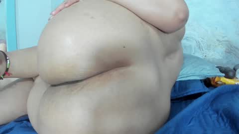 Snapshot of lissa_harris_ chatting on 12/31/24, 09:10 Lisa online show from 12/31/24, 09:10