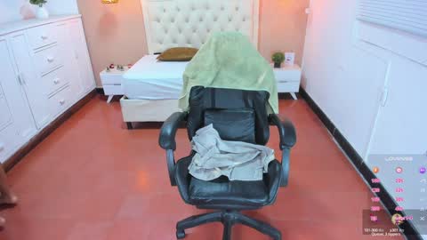 L I S S A  online show from 01/17/25, 09:39