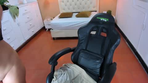 L I S S A  online show from 01/30/25, 06:46