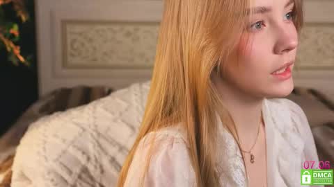 Snapshot of lissa_meooow chatting on 06/07/26, 05:44 your Liza again. Next stream Dec. 1 at 2 or 3 GMT online show from 06/07/26, 05:44