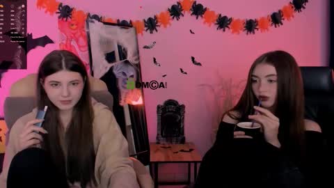 lissa_night online show from 10/28/25, 08:22