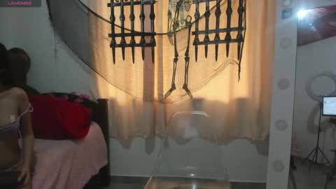 lissa_petitee online show from 11/05/25, 12:05