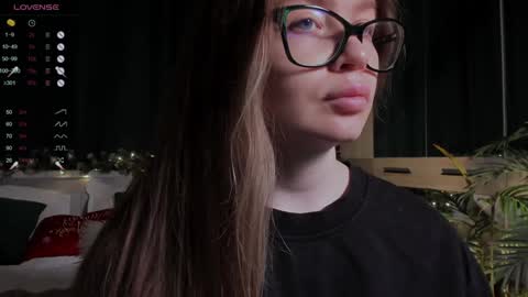 Snapshot of lissa_rose chatting on 12/11/24, 04:53 lissa_rose online show from 12/11/24, 04:53