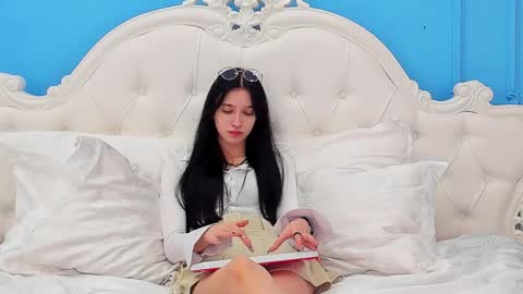 Snapshot of lissaallison chatting on 03/05/25, 08:10 LissaAllison online show from 03/05/25, 08:10