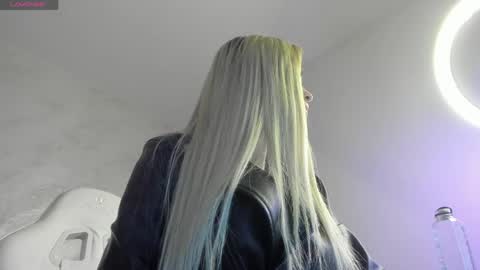 Snapshot of lissababe11 chatting on 04/30/26, 10:03 Alexa online show from 04/30/26, 10:03