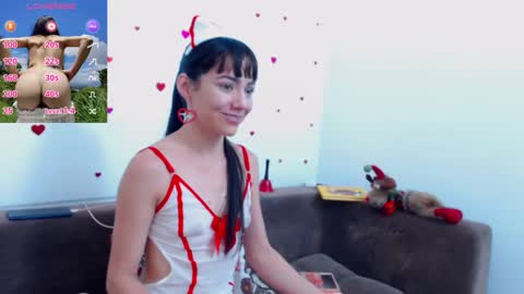 Snapshot of lissabear chatting on 02/14/25, 06:40 Sara Lucia online show from 02/14/25, 06:40