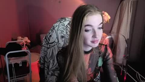 Snapshot of lissacain chatting on 07/10/26, 08:50 Lissa online show from 07/10/26, 08:50