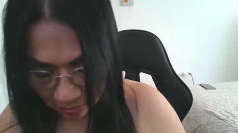 Snapshot of lissafeethot chatting on 12/14/25, 08:13 Lissafeethot online show from 12/14/25, 08:13