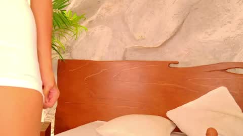 Isaa  online show from 06/05/26, 08:42