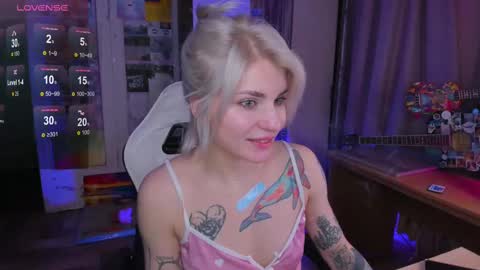 Lissa online show from 03/11/25, 06:30