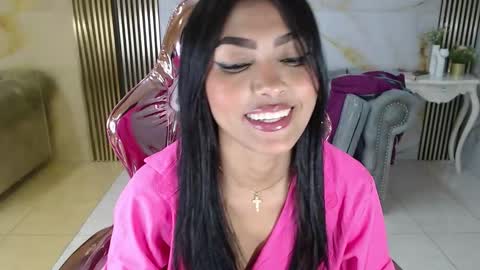 lissandra_s online show from 12/16/25, 08:47