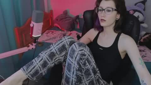 Snapshot of lissaros chatting on 05/07/26, 05:13 lissaros online show from 05/07/26, 05:13