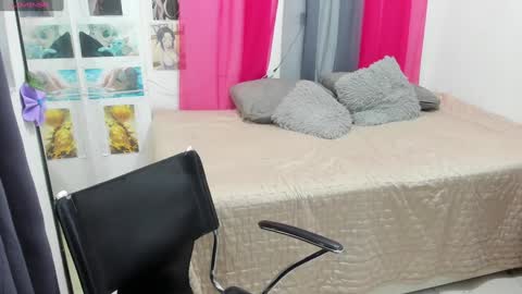 Snapshot of lissavillalobos chatting on 12/30/24, 07:42 lissa online show from 12/30/24, 07:42