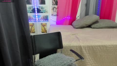 Snapshot of lissavillalobos chatting on 01/07/25, 10:41 lissa online show from 01/07/25, 10:41