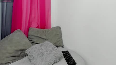 Snapshot of lissavillalobos chatting on 03/10/25, 08:01 lissa online show from 03/10/25, 08:01