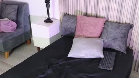 Snapshot of lissawild_ chatting on 09/19/25, 08:20 ss  online show from 09/19/25, 08:20