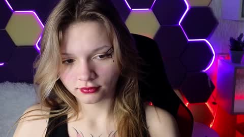 Lena online show from 01/21/25, 04:10