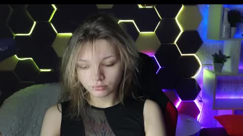 Lena online show from 02/03/25, 01:09