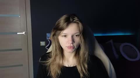 Lena online show from 10/03/25, 01:46