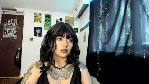 Little Riot online show from 12/17/25, 01:17